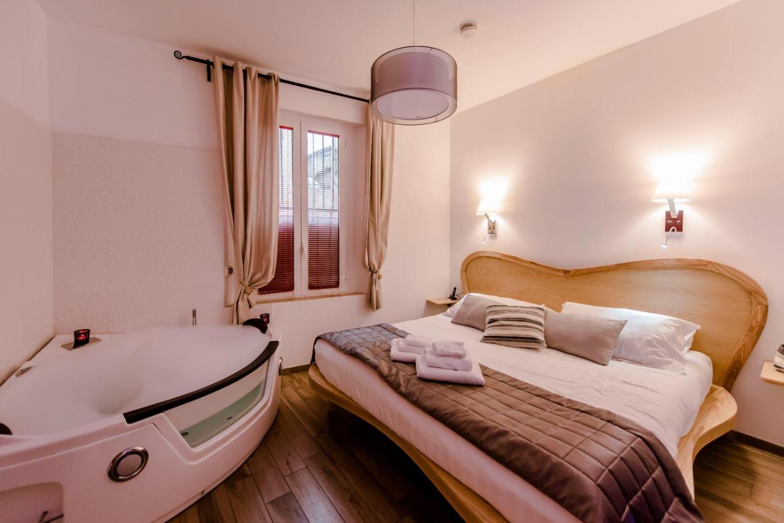 Flatinrome Trastevere Deluxe Rooms - Green Patio Dış mekan fotoğraf