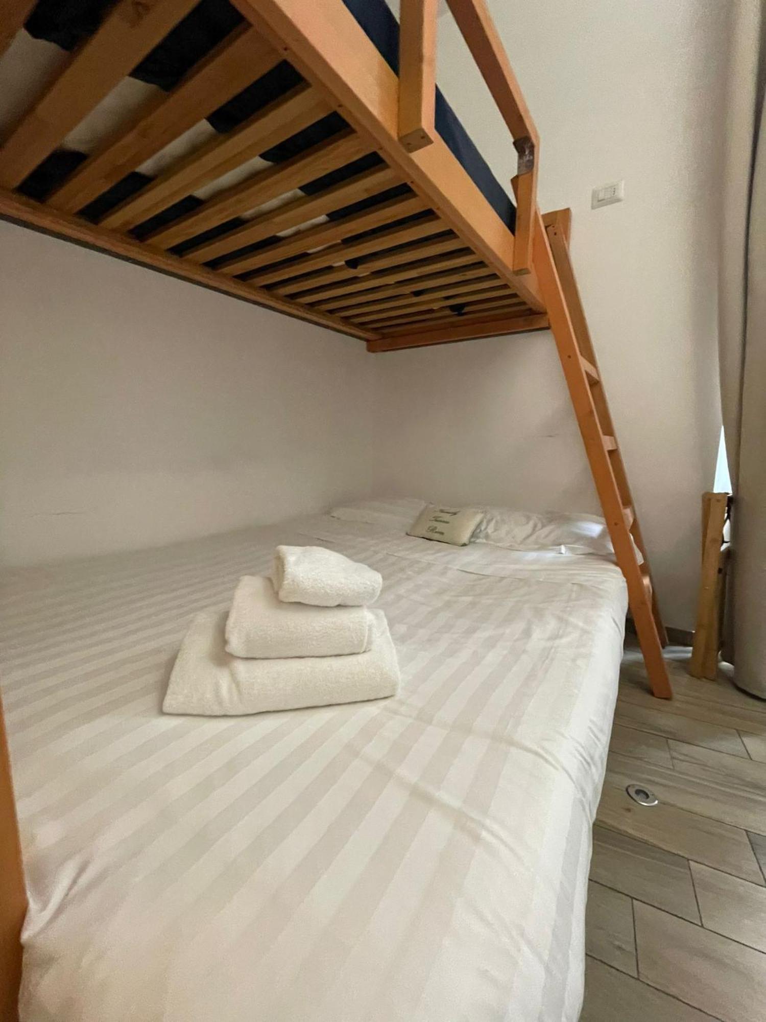 Flatinrome Trastevere Deluxe Rooms - Green Patio Dış mekan fotoğraf