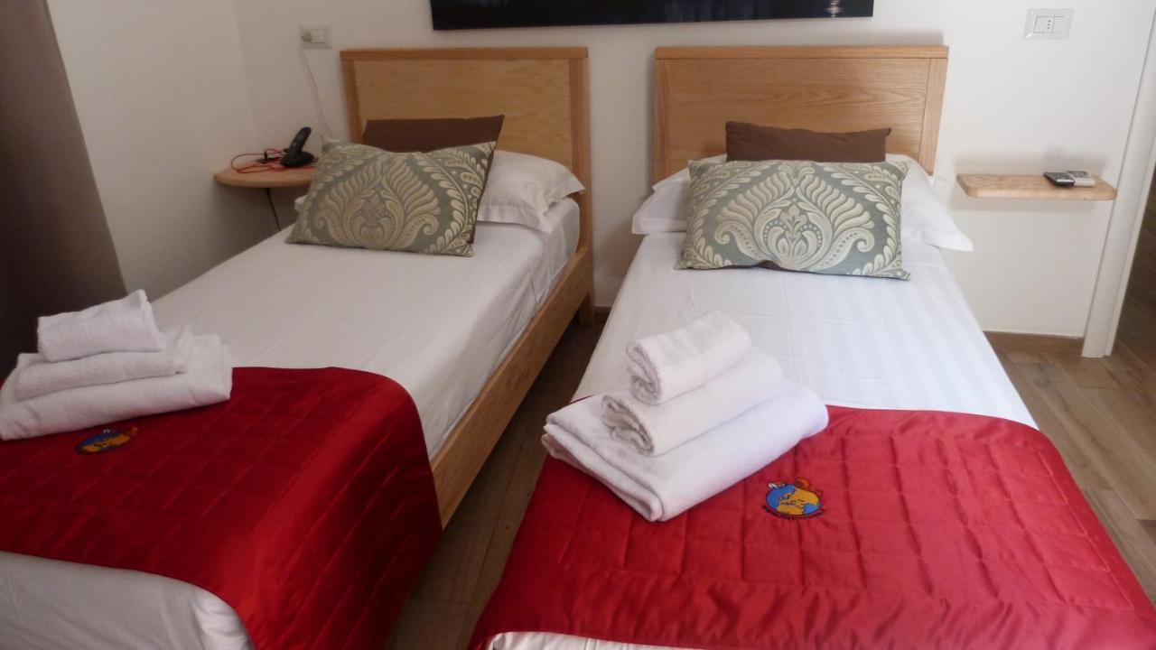 Flatinrome Trastevere Deluxe Rooms - Green Patio Dış mekan fotoğraf