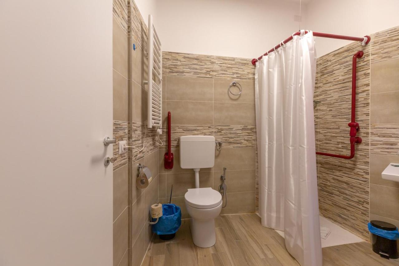 Flatinrome Trastevere Deluxe Rooms - Green Patio Dış mekan fotoğraf
