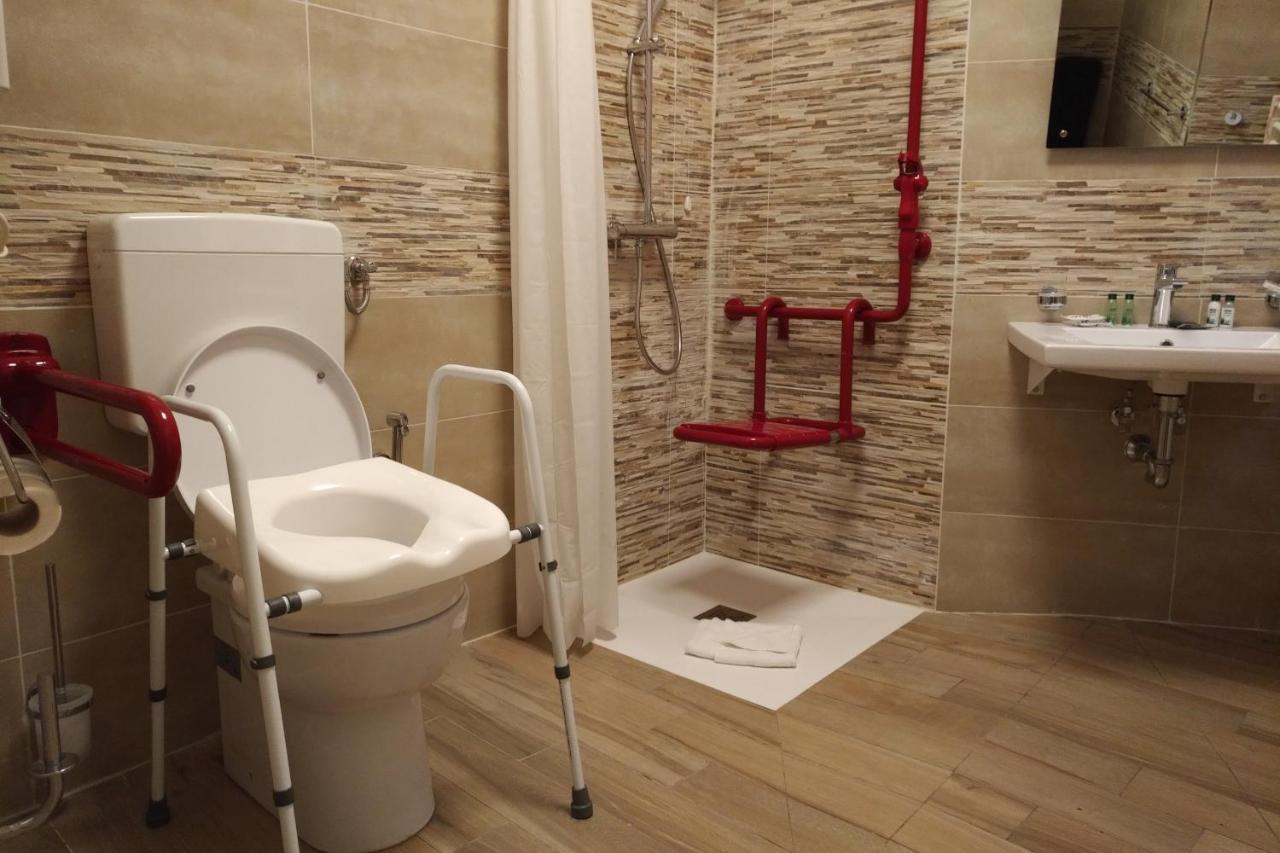 Flatinrome Trastevere Deluxe Rooms - Green Patio Dış mekan fotoğraf